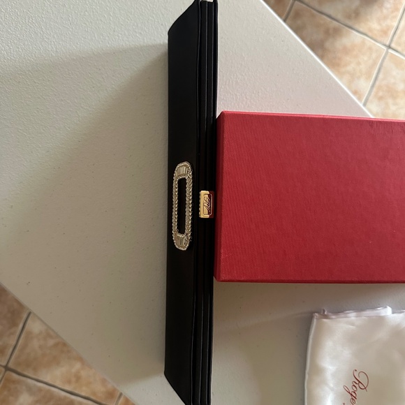 Roger Vivier Pilgrim Tube Clutch - Picture 6 of 14